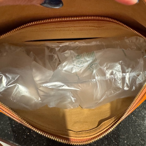 Brand new MCM leather shoulder bag - Picture 5 of 9